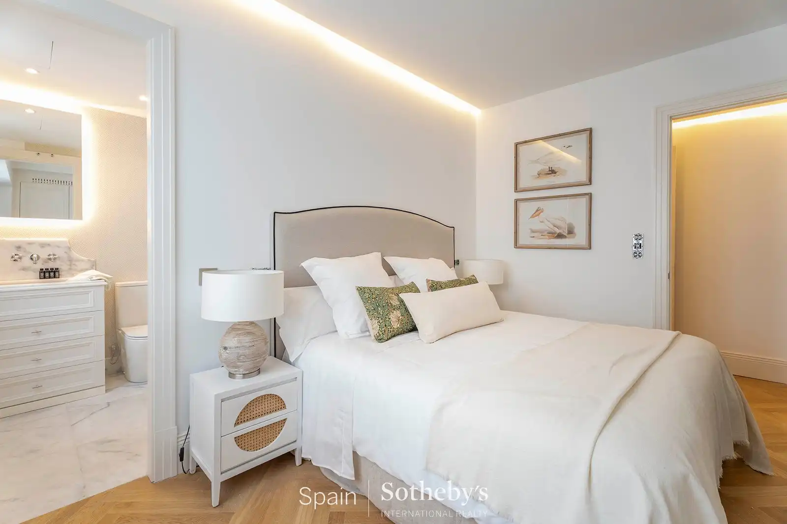 Apartamento con ascensor en venta en Calle de Hilarión Eslava, imagen 17