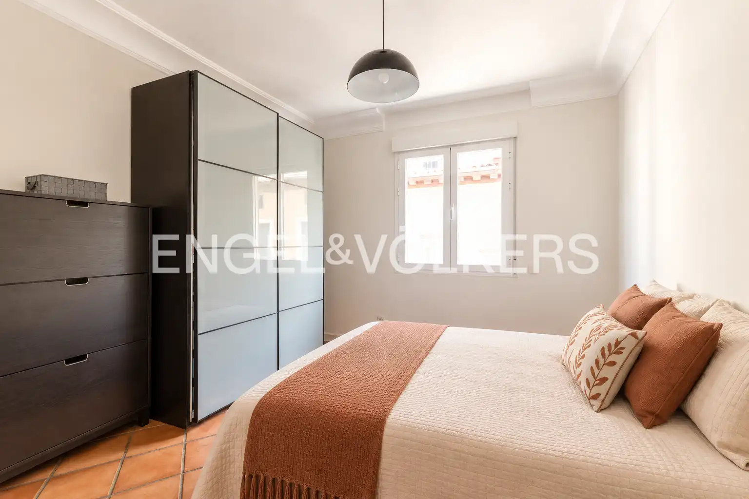 Habitación de Piso de alquiler en Madrid con Aire acondicionado, Calefacción y Amueblado