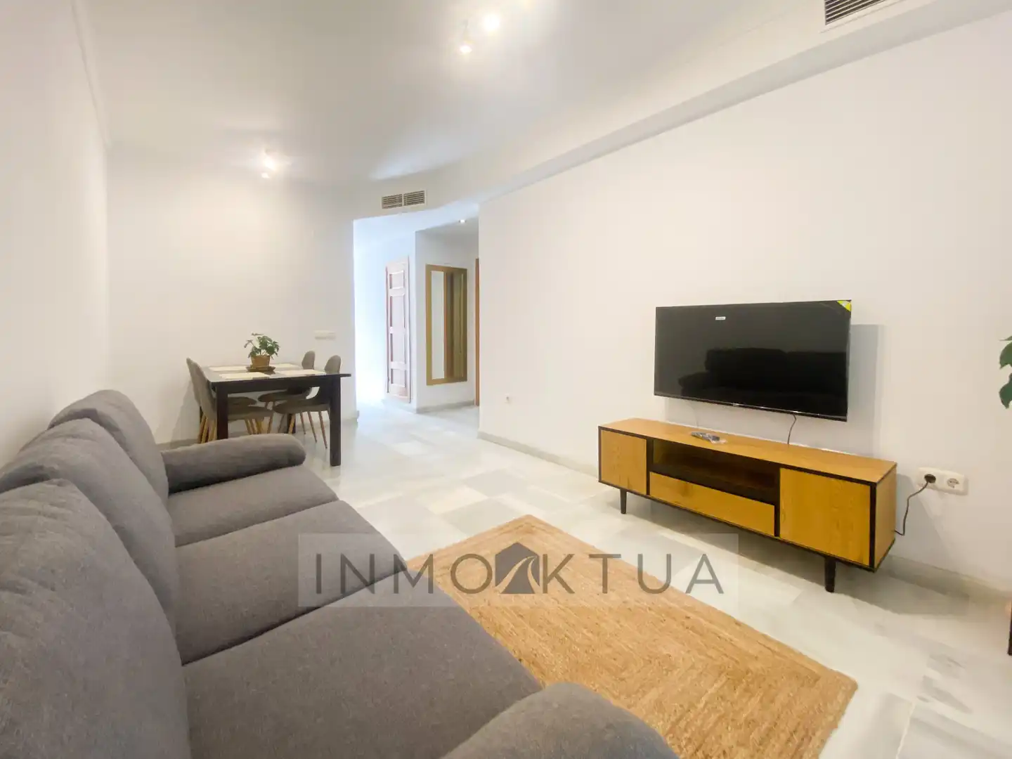Living room of Flat for sale in Jerez de la Frontera  with Air Conditioner, Furnished and Oven