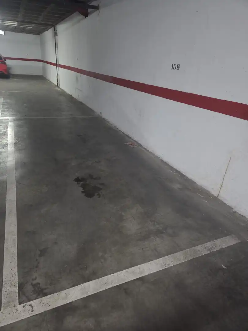Garage zum Verkauf in Roquetas de Mar
