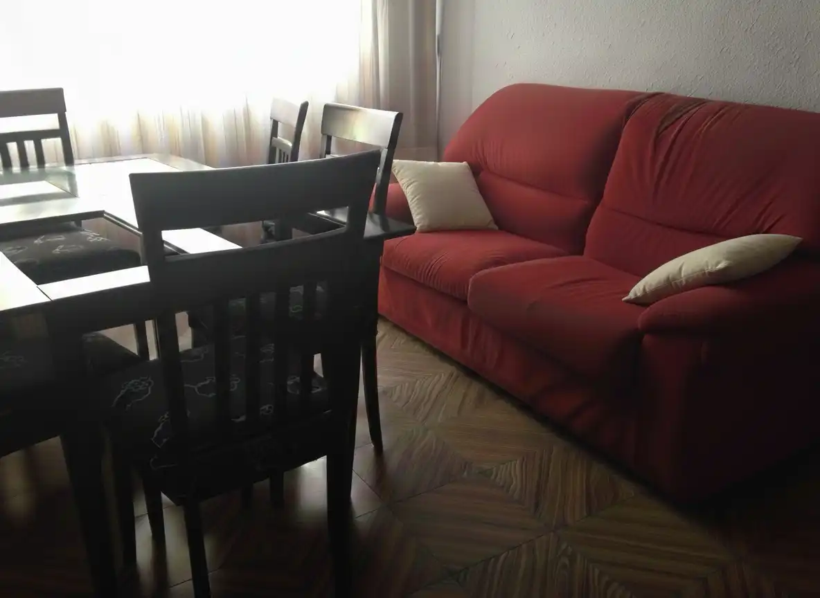 Sala d'estar de Casa o xalet en venda en Zaragoza amb Calefacció