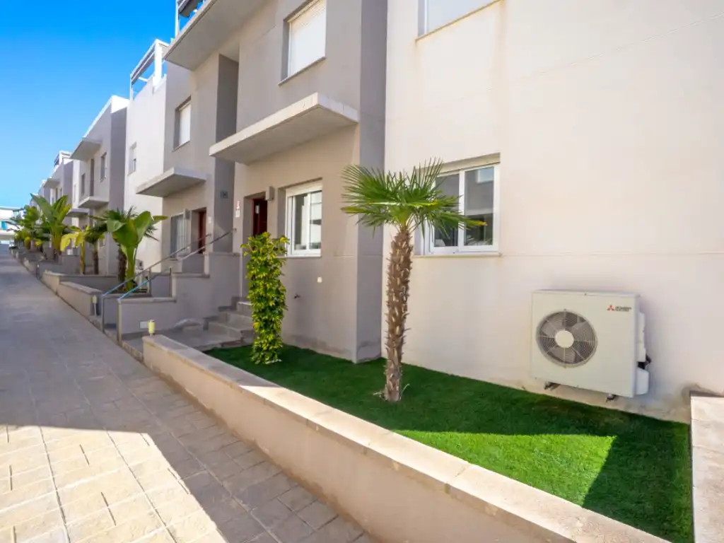 Apartamento con piscina en venta en Calle Gines Saura Sanchez, imagen 21