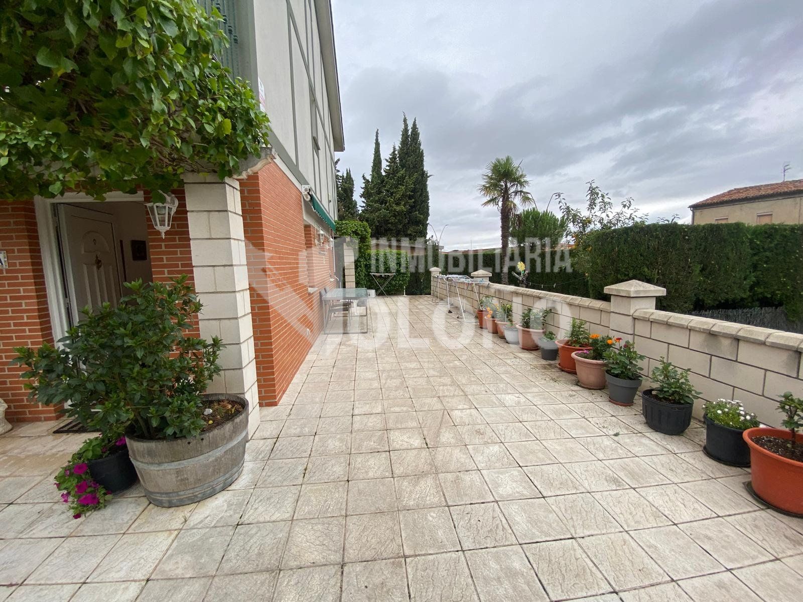Terrace of House or chalet for sale in Haro  with Heating, Private garden and Parquet flooring