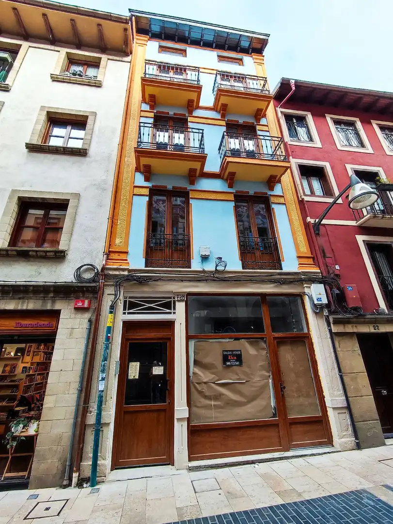 Business premises for sale in Artekalea Kalea 27