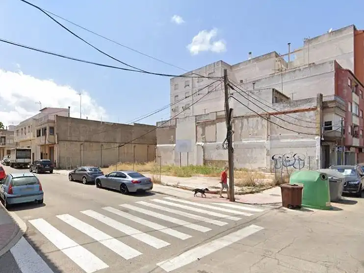 Wohnbaugrundstück zum Verkauf in Carrer Velazquez 4, imagen 3