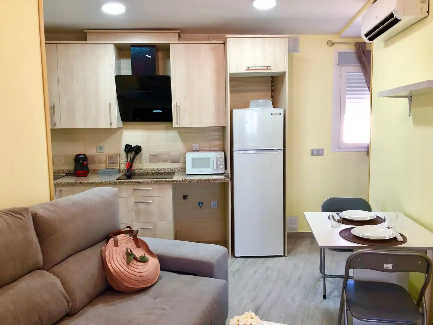 Küche von Wohnung zur Miete in Trujillo mit Klimaanlage, Heizung und Abstellraum