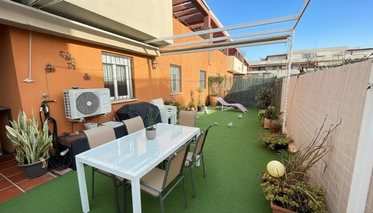 Terrassa de Pis en venda en Vélez-Málaga amb Aire condicionat, Terrassa i Moblat