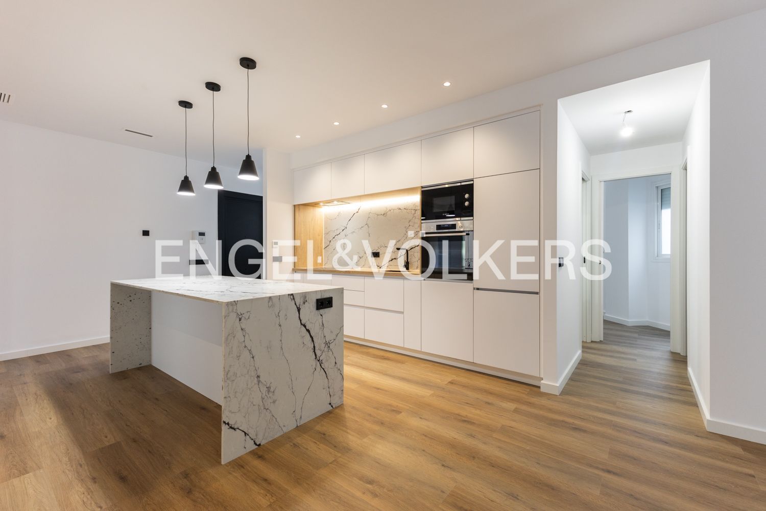 Kitchen of Flat for sale in  Valencia Capital  with Air Conditioner and Heating