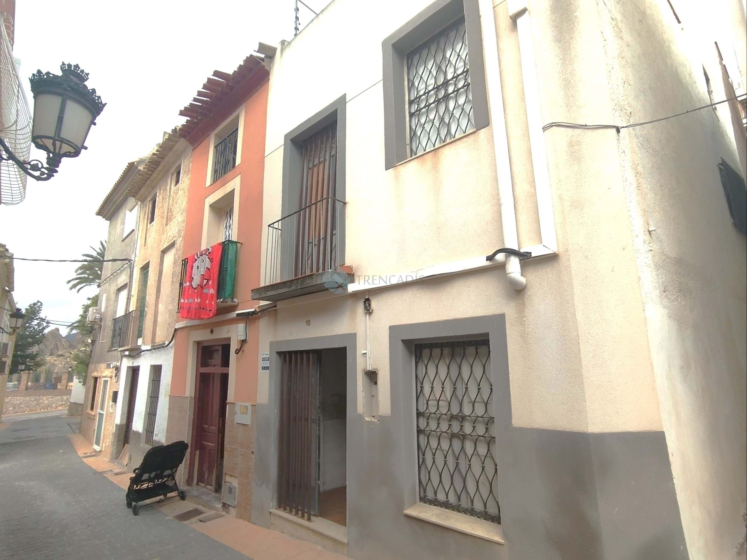 Vista exterior de Casa adosada en venda en Ulea