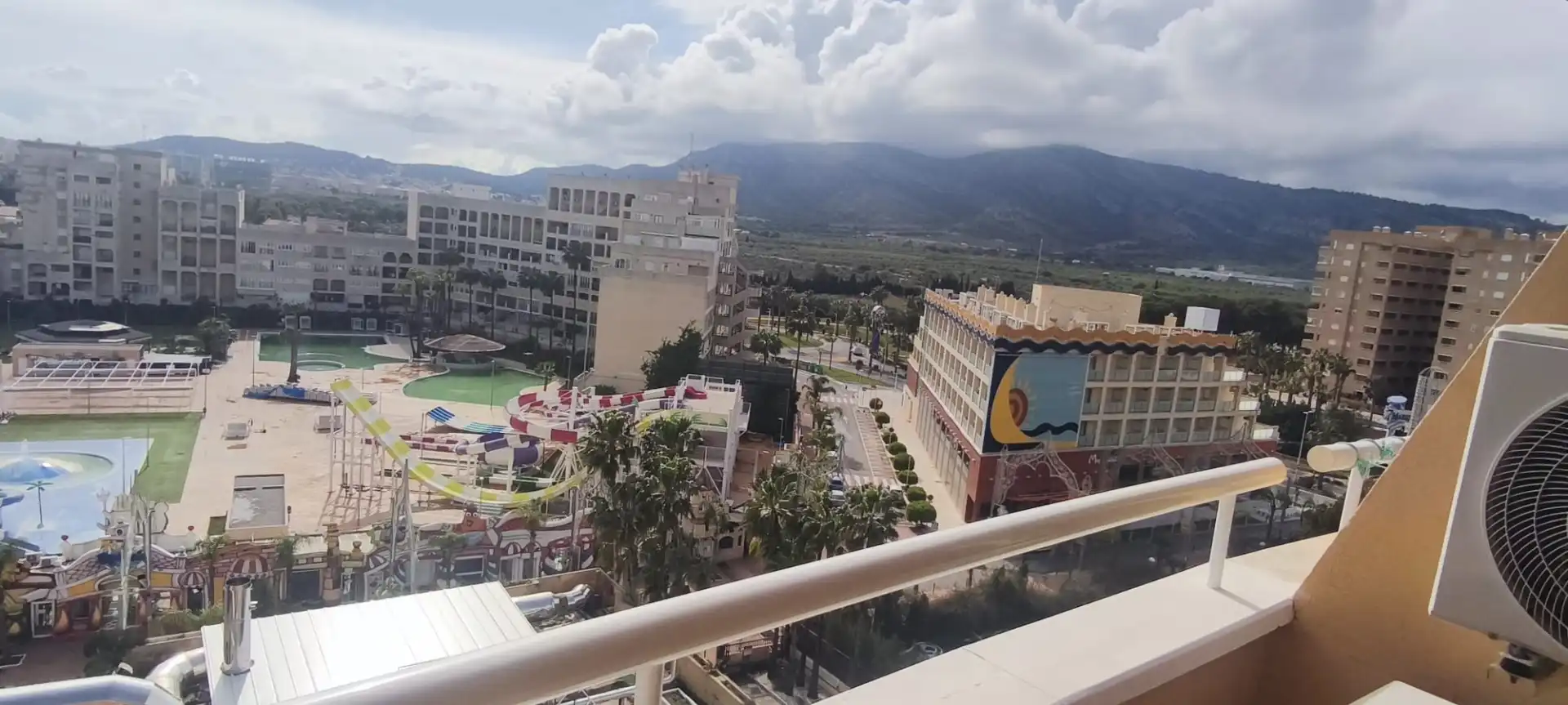 Apartment with terrace for sale in Carrer Amplaries 1, imagen 3