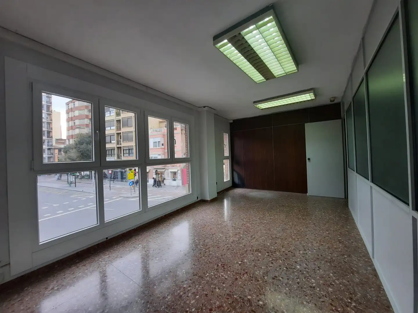 Geschaftsraum zur Miete in Castellón de la Plana / Castelló de la Plana mit Klimaanlage