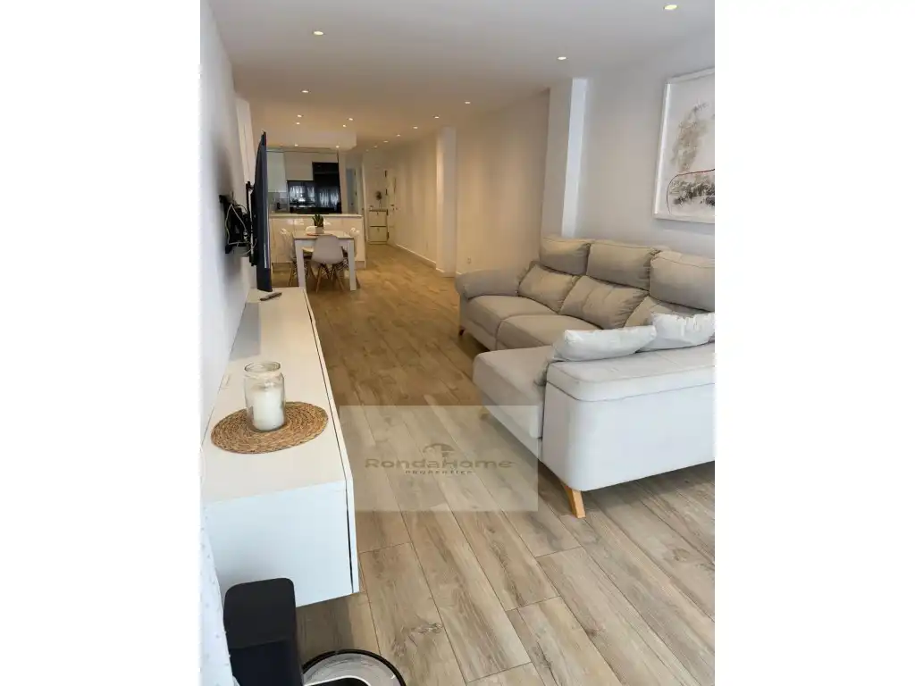Wohnung zur Miete in Calle Camilo Jose Cela, Puerto Deportivo