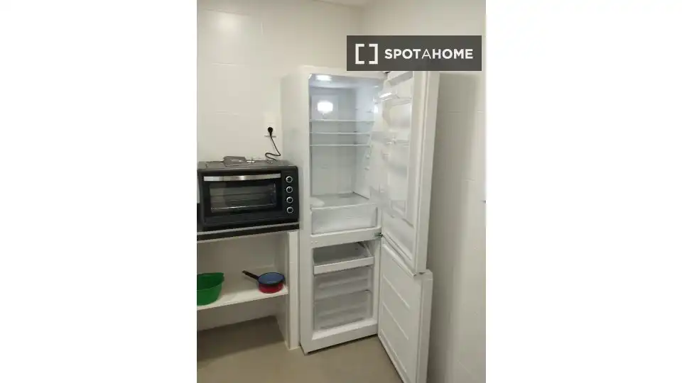 Room in Zaragoza, Zaragoza