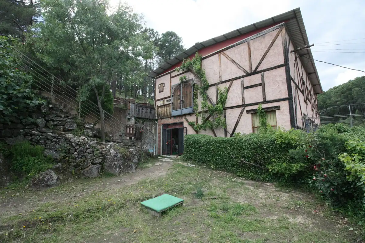 Außenansicht von Country house zum Verkauf in Arenas de San Pedro mit Heizung, Privatgarten und Terrasse
