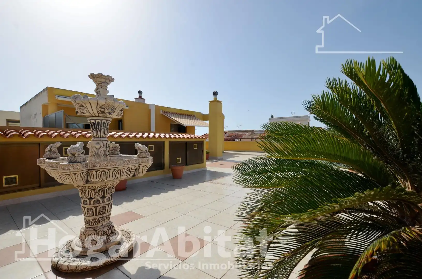 Exterior view of Attic for sale in Tavernes de la Valldigna  with Terrace, Storage room and Furnished