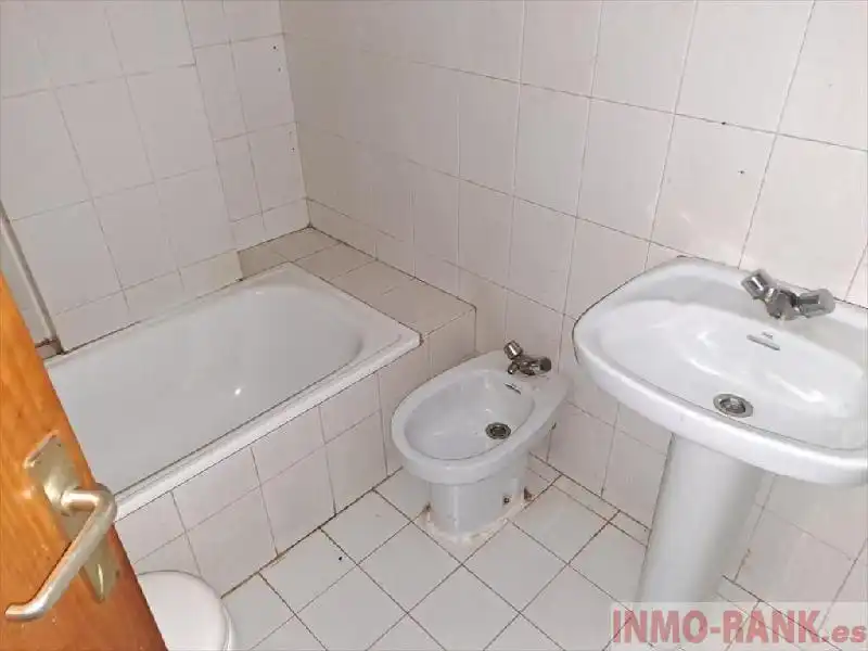 Baño de Piso en venta en Vigo  con Trastero