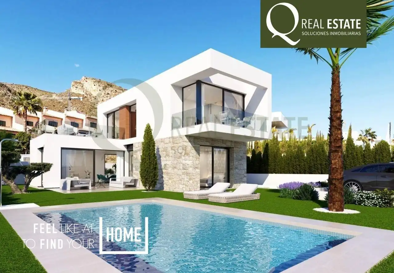 Villa avec terrasse à vendre à Golf Bahía