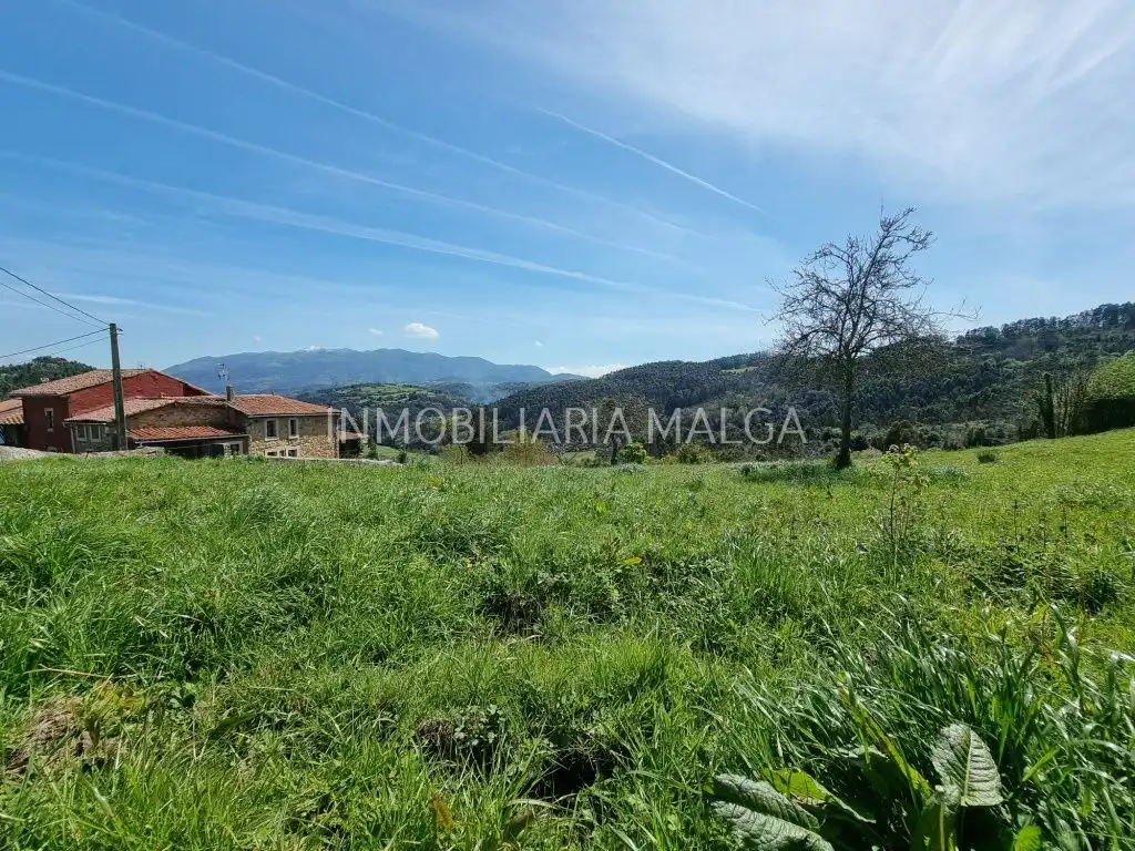 Casa o xalet en venda en Colunga amb Jardí privat i Traster