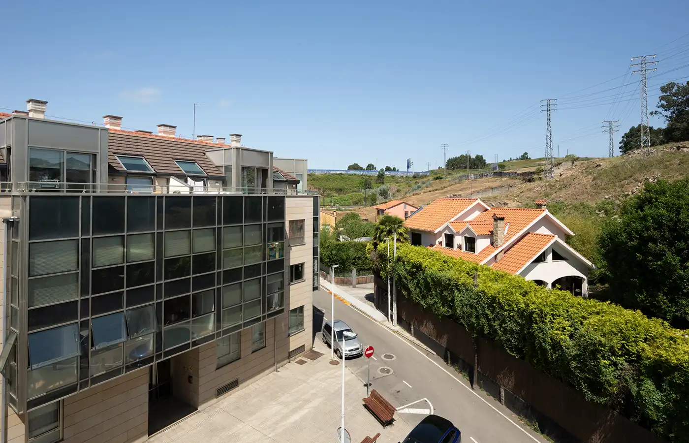 Außenansicht von Dachboden zum Verkauf in A Coruña Capital  mit Parkett, Terrasse und Abstellraum