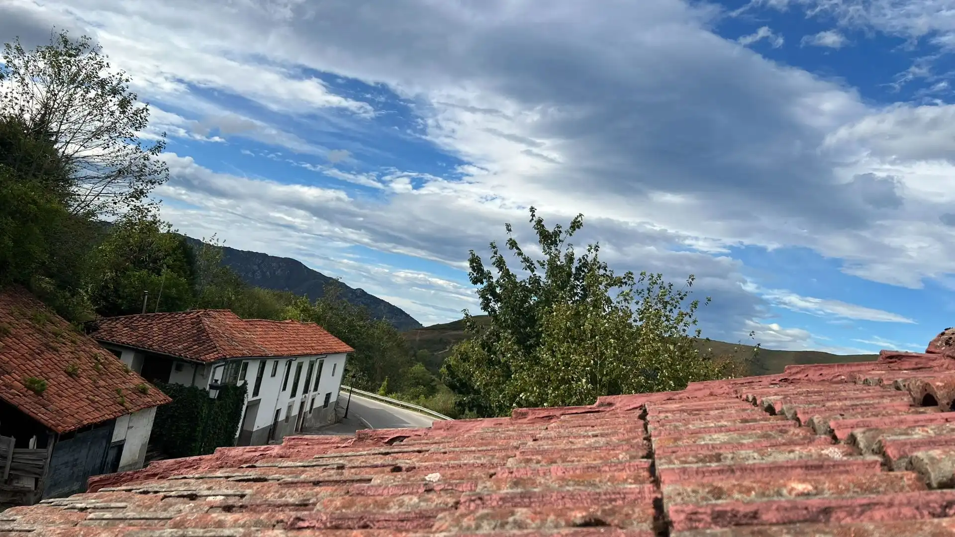 Vista exterior de Casa o chalet en venta en Cabrales con Jardín privado y Trastero