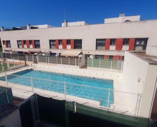 Swimming pool of Attic for sale in Camas  with Air Conditioner, Heating and Parquet flooring