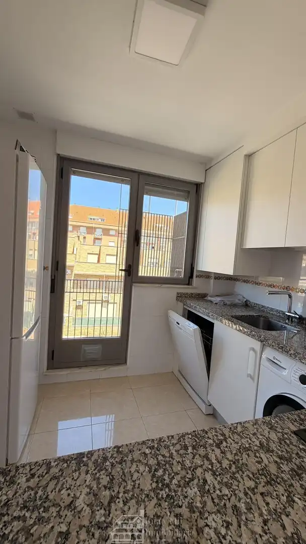Flat for rent in GEORGE BORROW , La Platina- Hospital - Campus