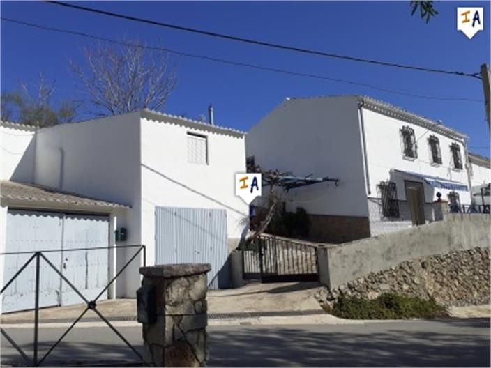 Country house for sale in Rute