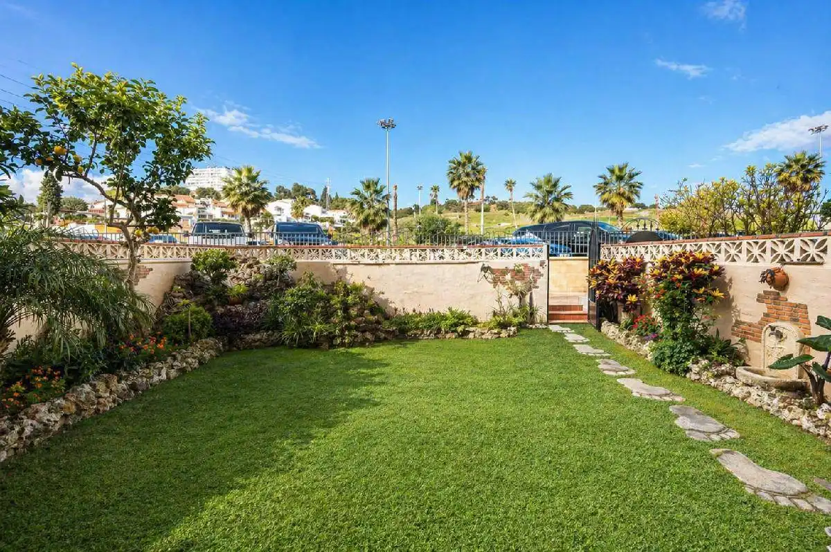 Jardí de Pis en venda en Marbella amb Aire condicionat, Jardí privat i Piscina