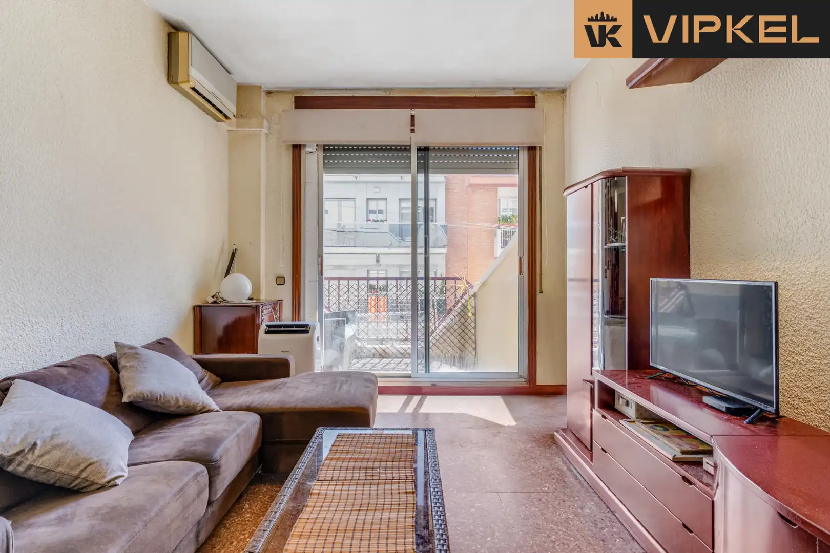 Piso con terraza en venta en Carrer de Breda, imagen 3