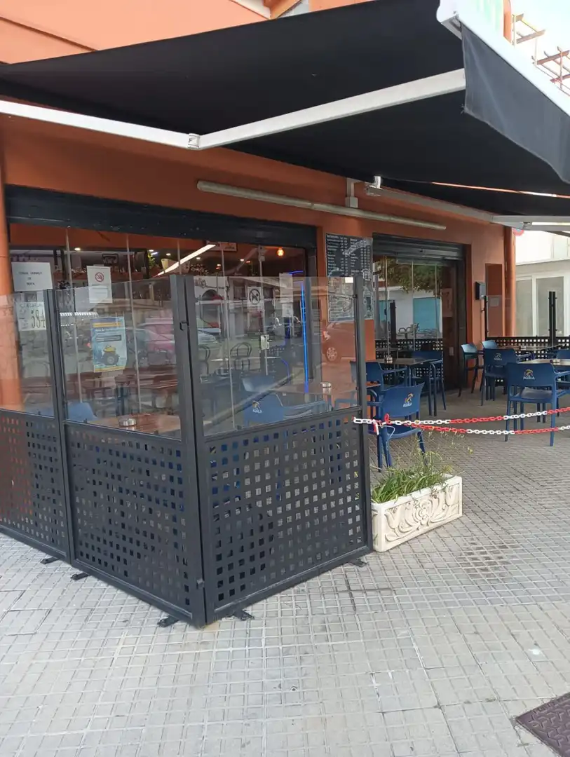 Locale commerciale in vendita a Riells