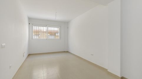 Photo 3 of Flat for sale in Calle Periodista Mesa León, Pinos Puente, Granada