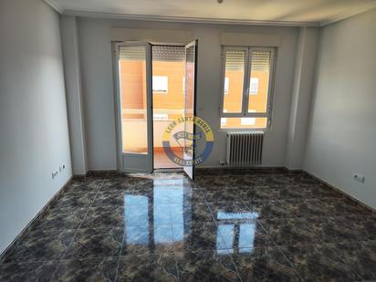 Flat for sale in San Andrés del Rabanedo  with Heating, Terrace and Storage room