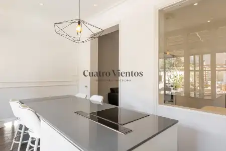 Cuina de Pis en venda en Barcelona amb Aire condicionat, Calefacció i Parquet