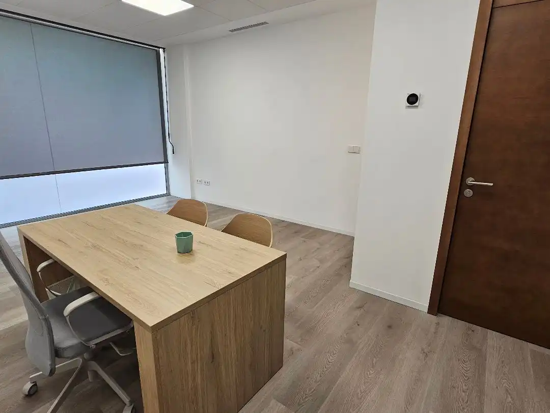 Büro zur Miete in San Vicente del Raspeig / Sant Vicent del Raspeig mit Klimaanlage, Heizung und Möbliert
