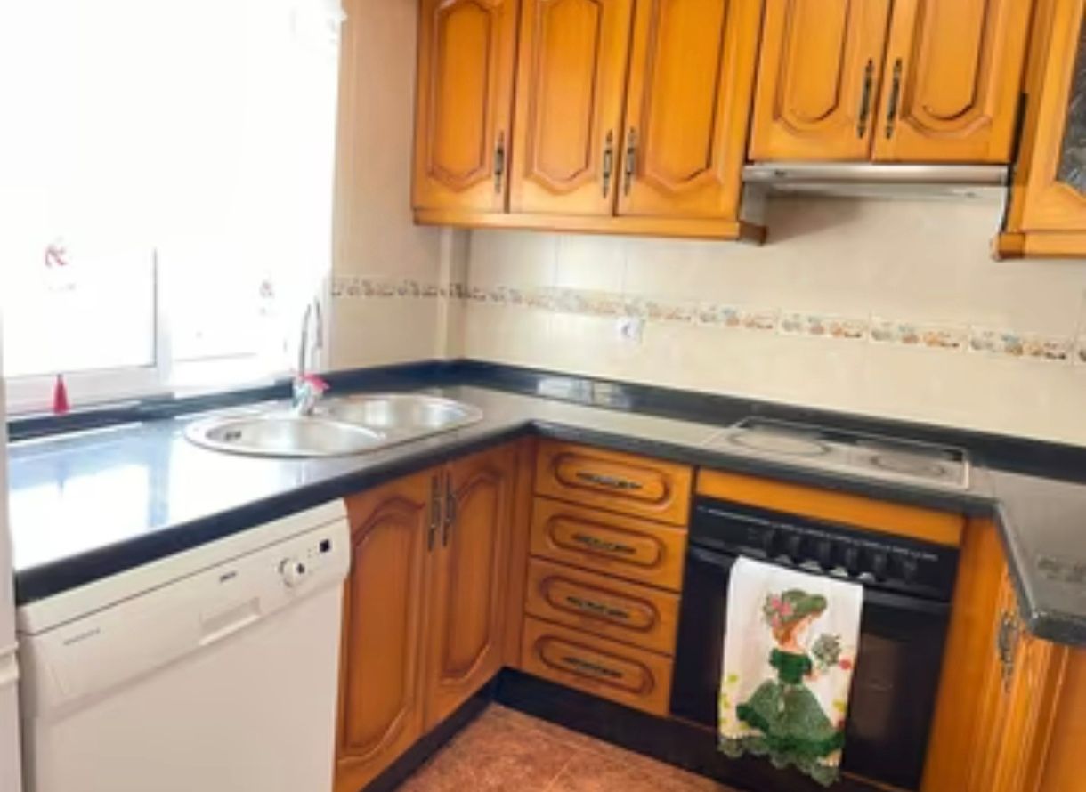 Kitchen of Flat for sale in La Línea de la Concepción  with Furnished