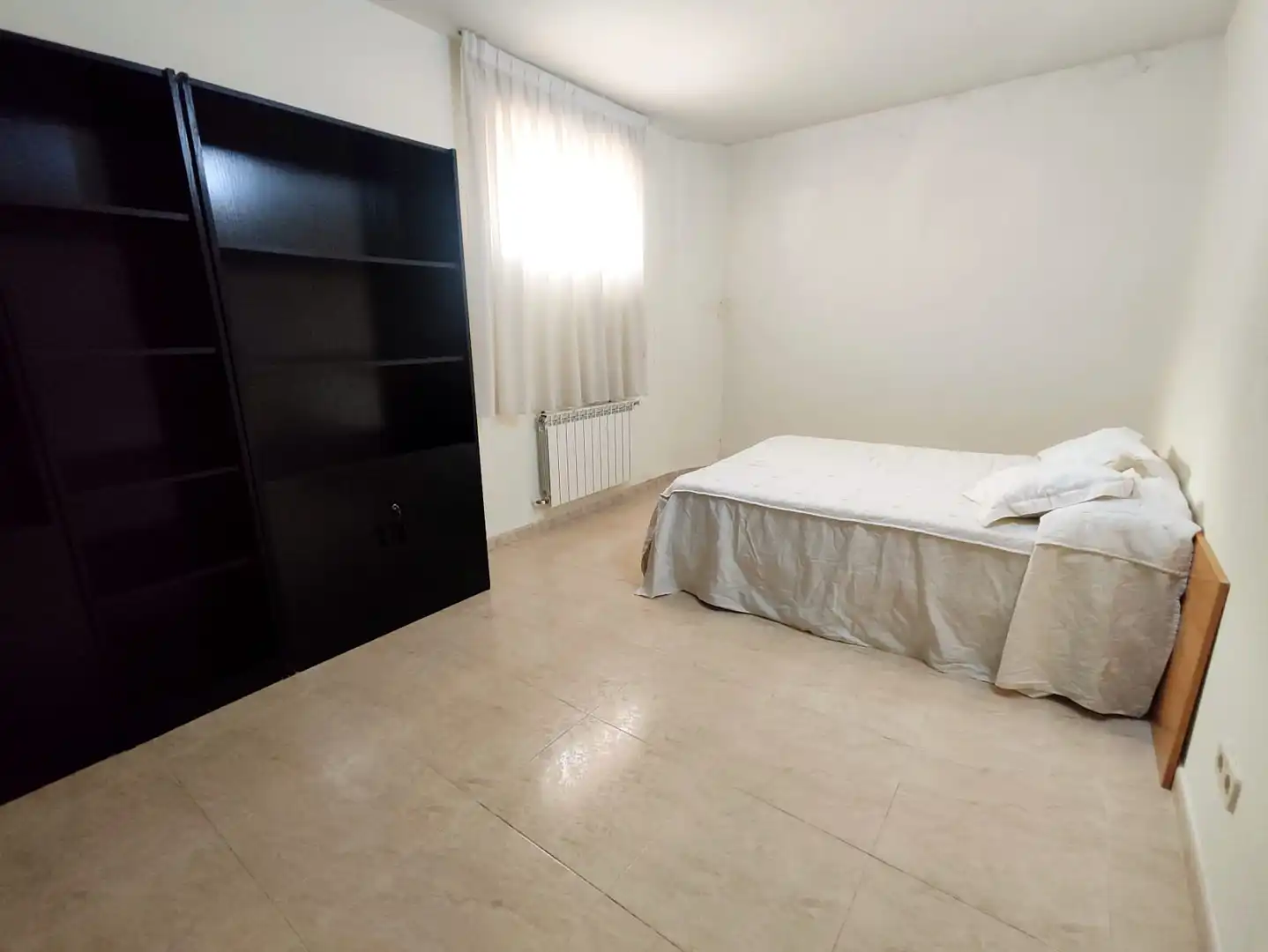 Schlafzimmer von Haus oder Chalet zum Verkauf in Villanueva de Perales mit Klimaanlage, Heizung und Privatgarten