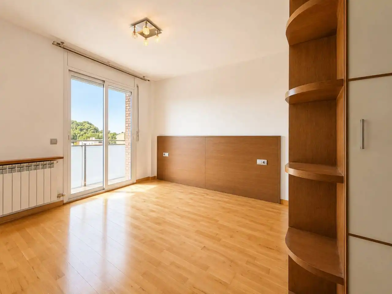 Dormitori de Pis en venda en Manresa amb Aire condicionat, Calefacció i Parquet