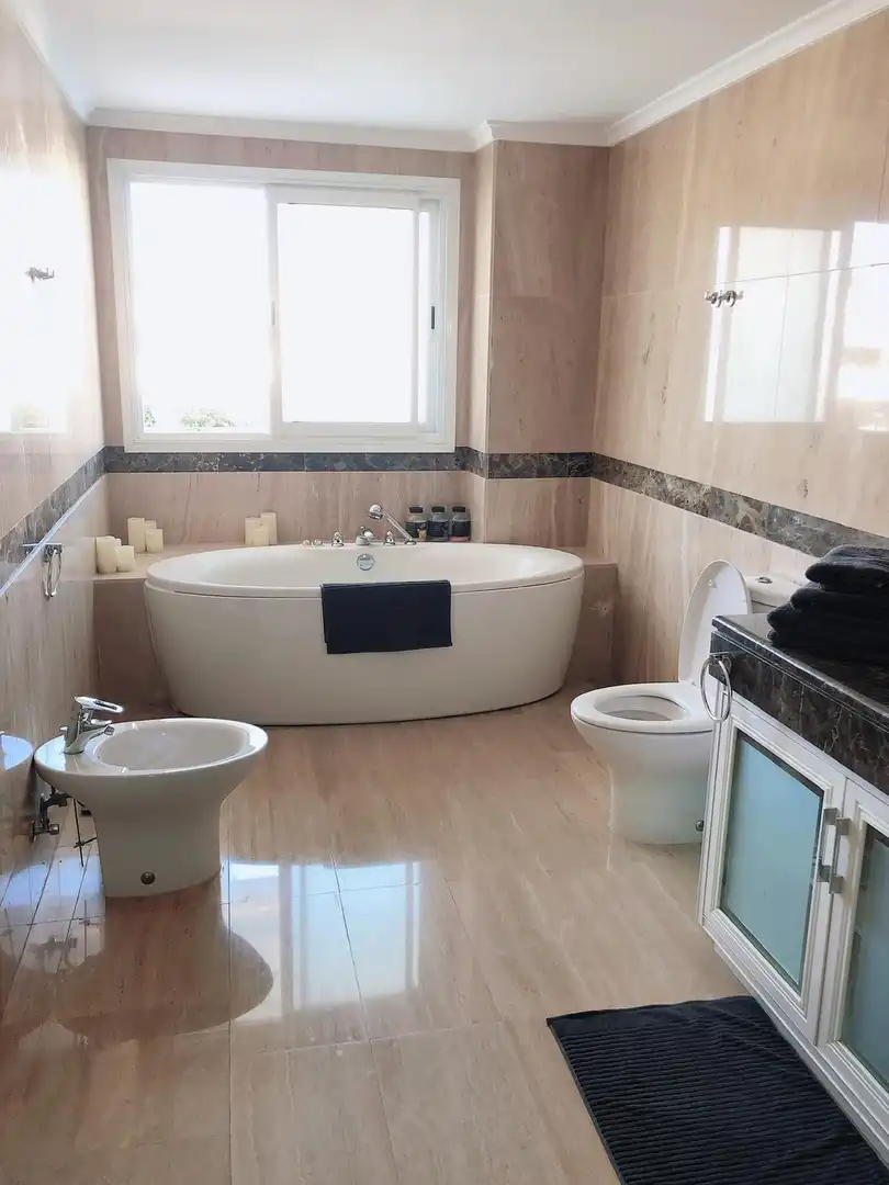 Bathroom of Duplexes for rent in Marbella  with Air Conditioner, Terrace and Swimming Pool