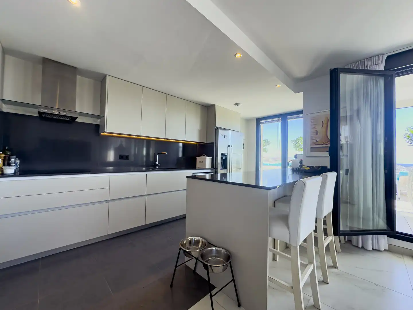 Cocina de Ático en venta en Estepona con Calefacción, Terraza y Trastero