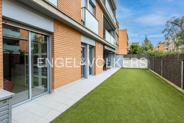 Piso en Venta en Can Bou