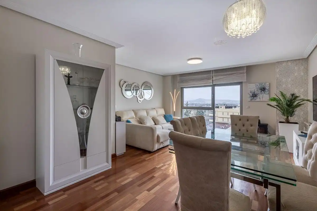 Living room of Flat for sale in Granada  with Air Conditioner and Storage room