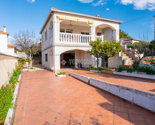 Exterior view of House or chalet for sale in El Vendrell