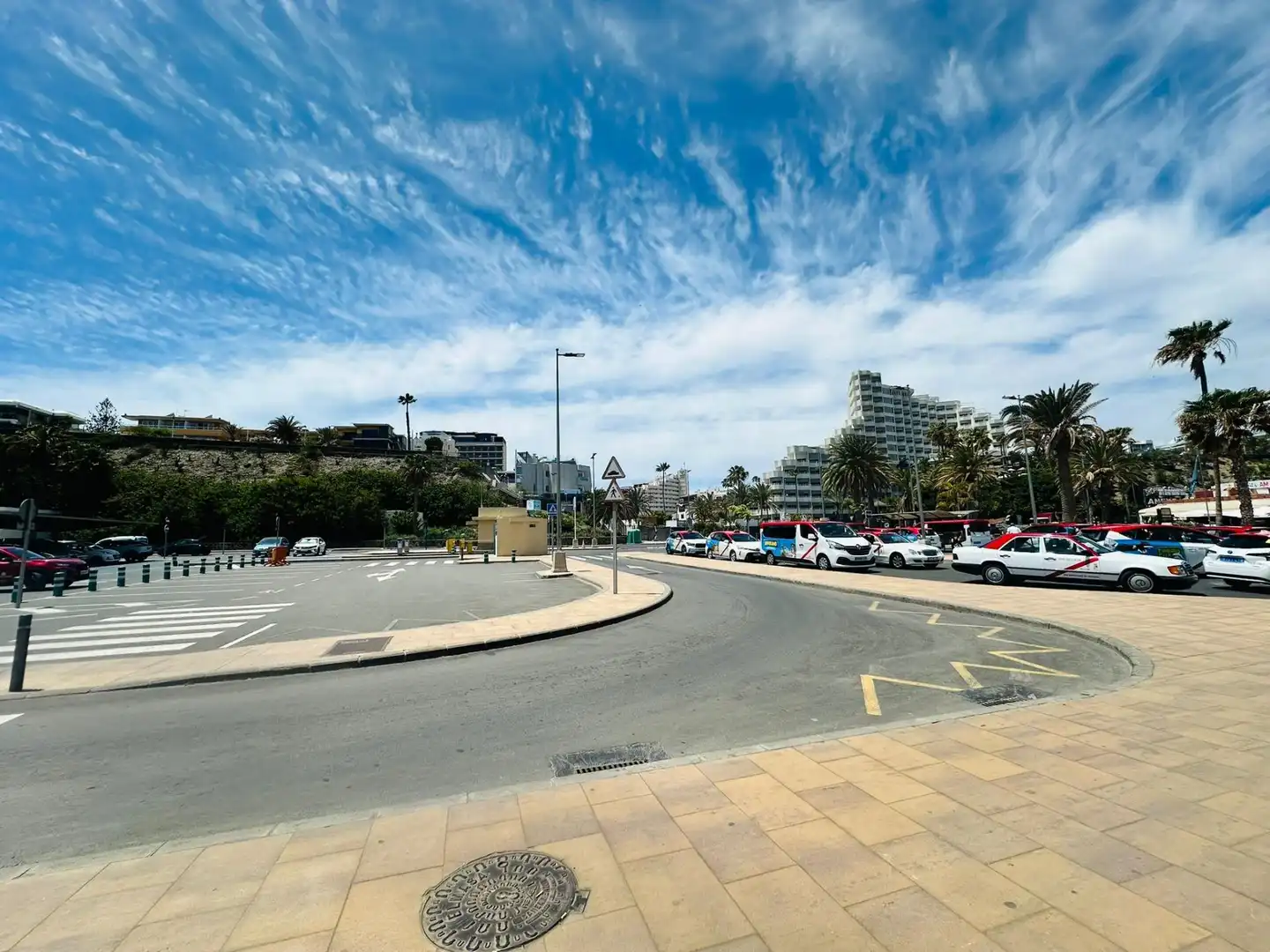 Vista exterior de Local en traspaso en San Bartolomé de Tirajana con Terraza y Amueblado