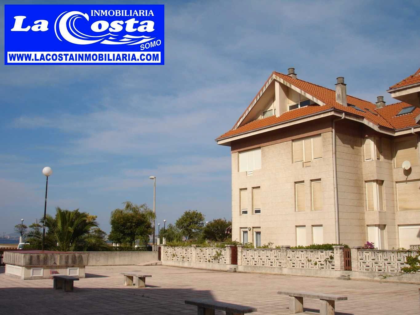 Vista exterior de Planta baja en venta en Ribamontán al Mar con Calefacción y Amueblado