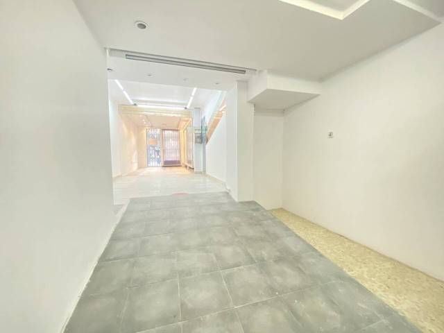 Local comercial en Alquiler en Maragall, 87 en El Guinardó