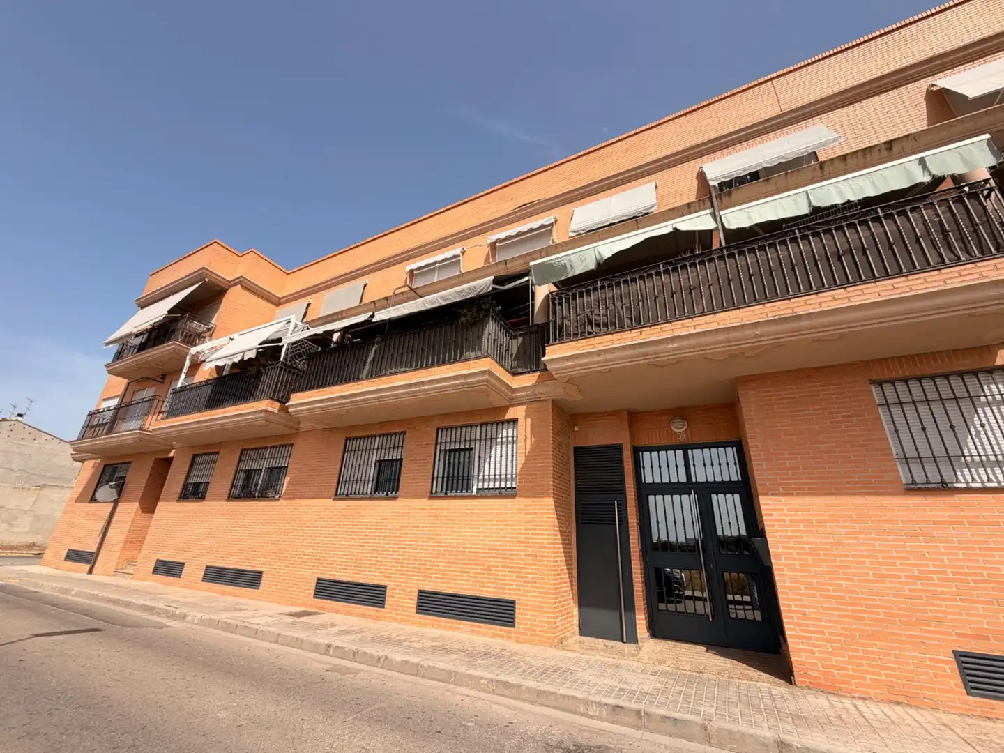 Flat for sale in Avenida PRINCEPS D'ASTURIES, Massalfassar