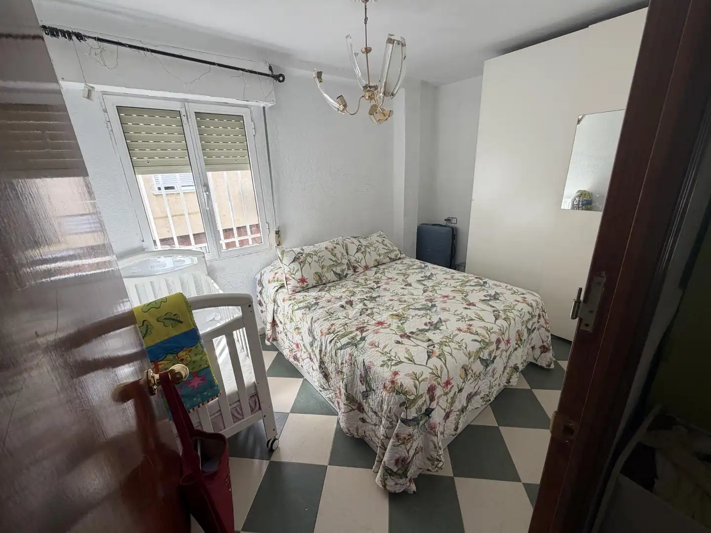 Dormitori de Pis en venda en San Juan de Aznalfarache amb Aire condicionat