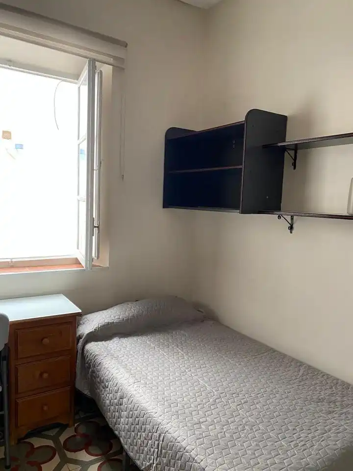 Habitación de Piso de alquiler en Melilla