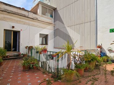 House for sale in Nou Barris