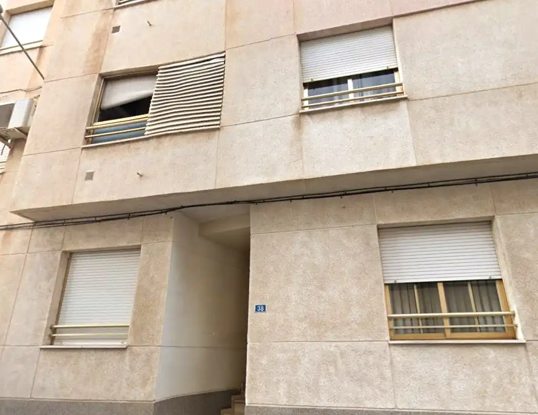 Vista exterior de Piso en venta en Aspe